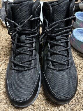 All in Motion Black Shoes Water Repellent Size 9 NEW